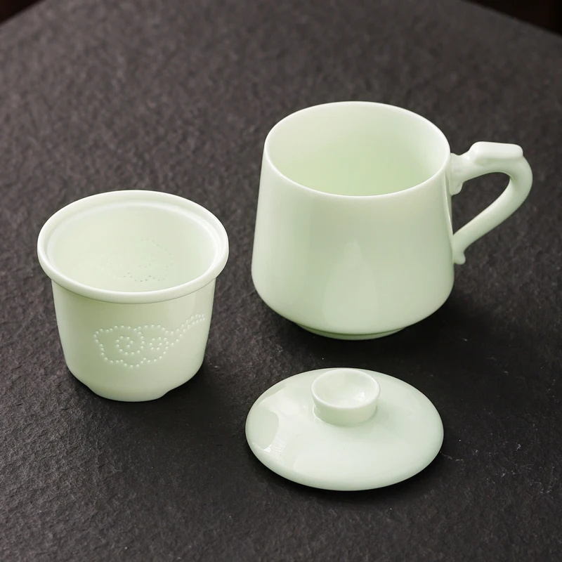 Chinese Style Tea Filtering and Separation Cups, With Cover White Porcelain Personal Mug, Home Drinkware Ceramic Office Cup, 1Pc