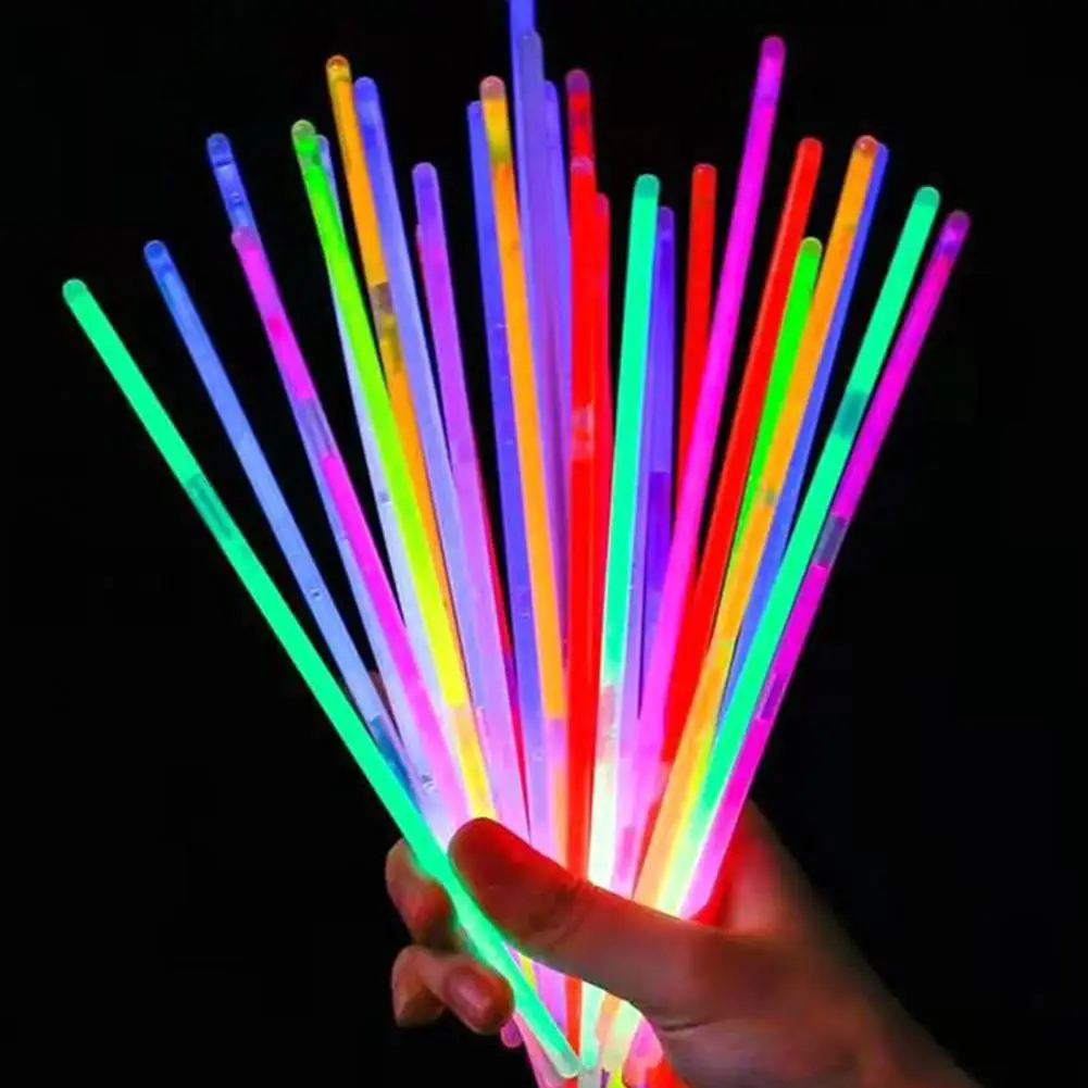 Barras luminosas fluorescentes para fiesta, collar de pulseras que brillan  en la oscuridad, palo brillante de colores brillantes, accesorio de  decoración para fiesta de cumpleaños