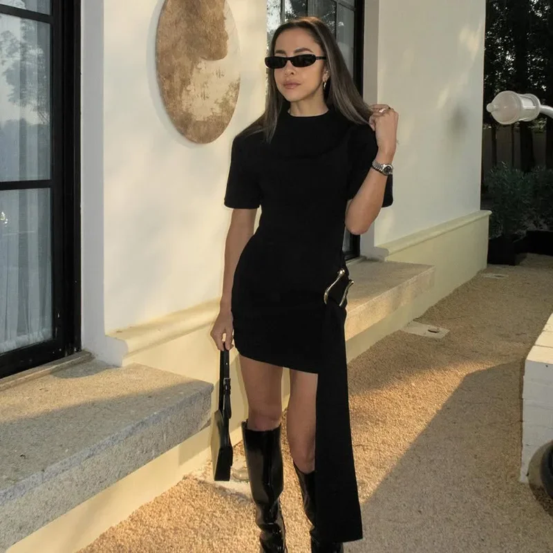 Fashion New Women's Slim-fit Crew Neck Short Sleeve Hip Wrap Dress Metal Buckle Decorative Elegant Short Casual Black Skirt