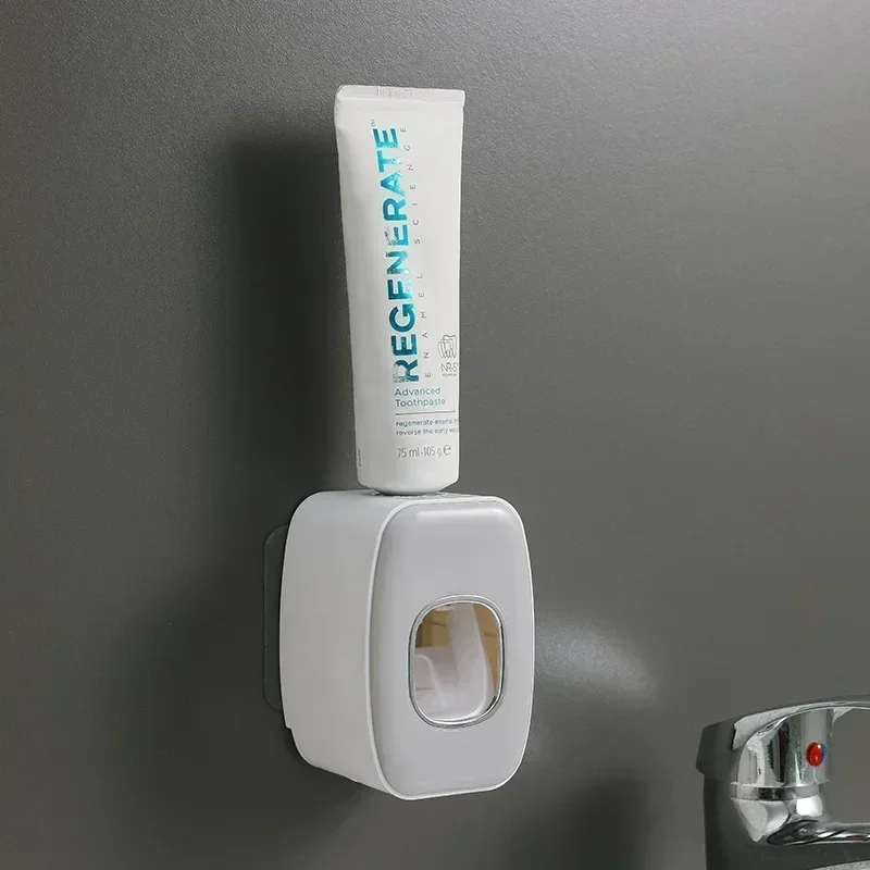 Simple toothpaste machine wall hanging lazy automatic labor-saving one-click toothpaste machine squeeze toothbrush holder set toothpaste dispenser toothpaste squeezer toothbrush holder