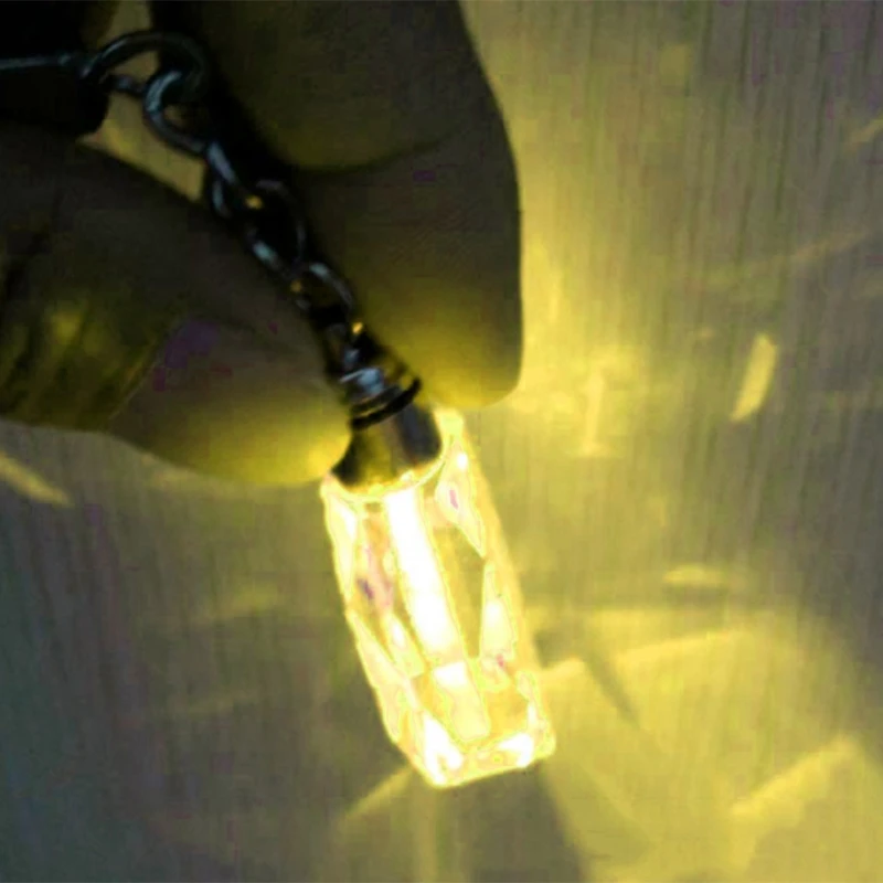 Car Customized Keyring Crystal Light Changing Luminous for Key Chain Suitable for Vehicle for Key Ring