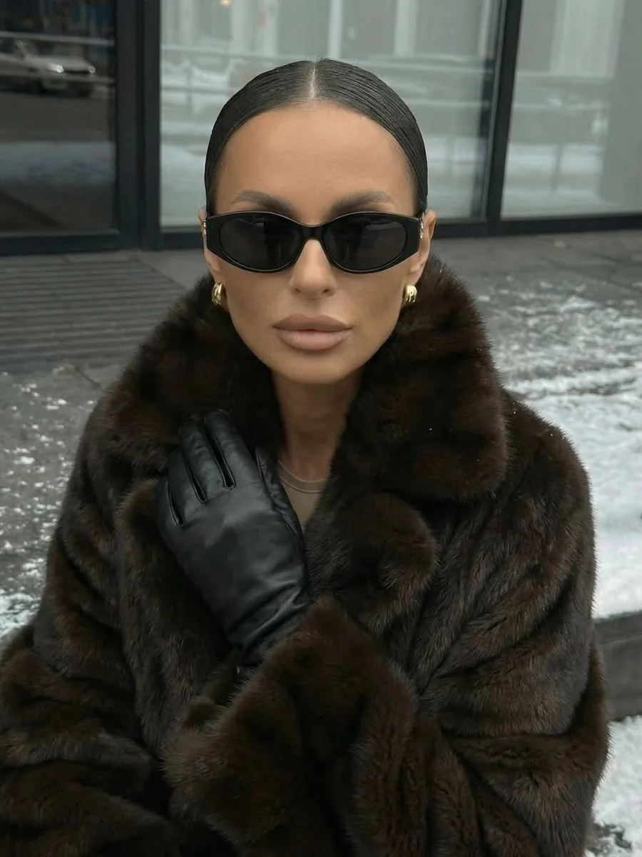 Winter High Quality Brown Long Wide Lapel Fur Jacket Thicken Warm Faux Fur Jacket Women Luxury Double Pocket Fluffy Overcoat
