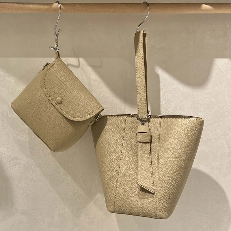 

Vintage Korean Bucket Bags For Women Luxury Designer Handbags Purses 2023 New In PU Lychee Pattern With Inner Pocket Messenger