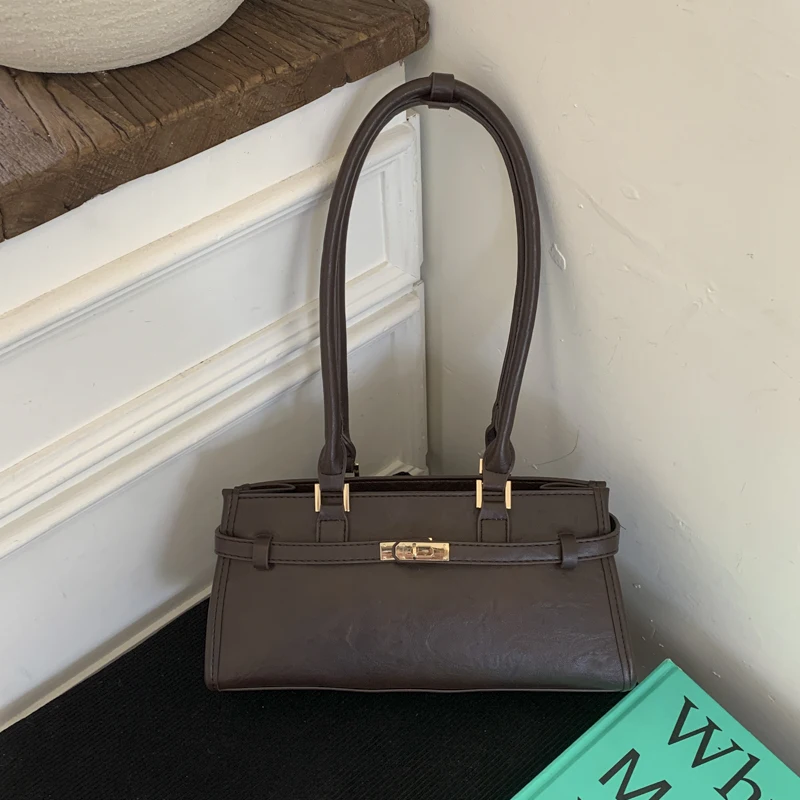 Brown color without accessories