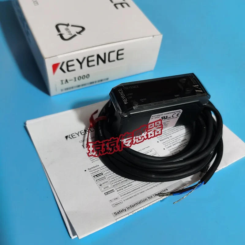 

IA-1000 IA-032S0 030 Displacement Sensor CMOS Analog Laser Sensor Amplifier