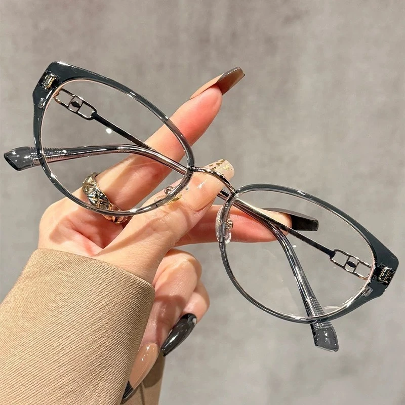 Women's Reading Glasses - Anti Blue Light, Retro Frames, Ultra Light, Clear Lens