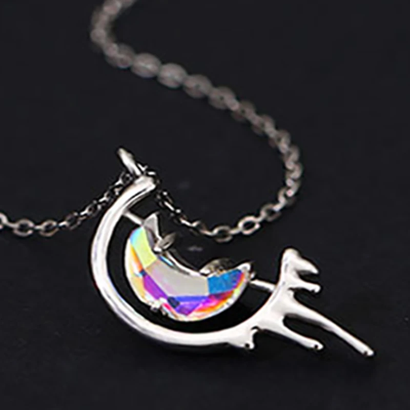 

Brand New Meniscus Moon Necklace Colorful Crystal Pendant Necklace Ladies Summer Fashion Ladies Jewelry Necklace 2022
