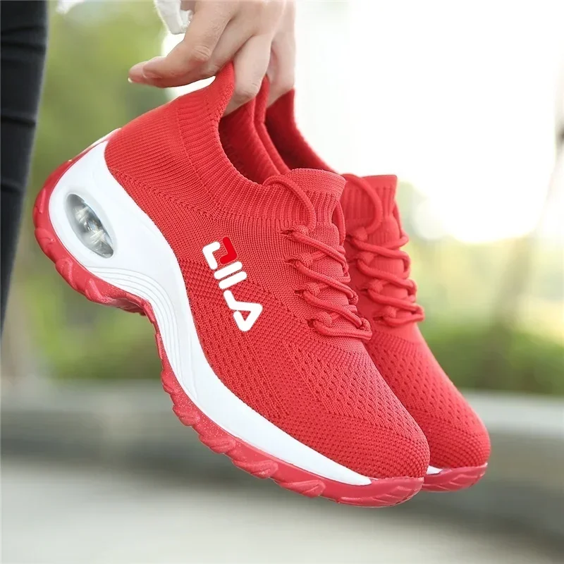 Women’s Height-Increasing Tennis Shoes: 2