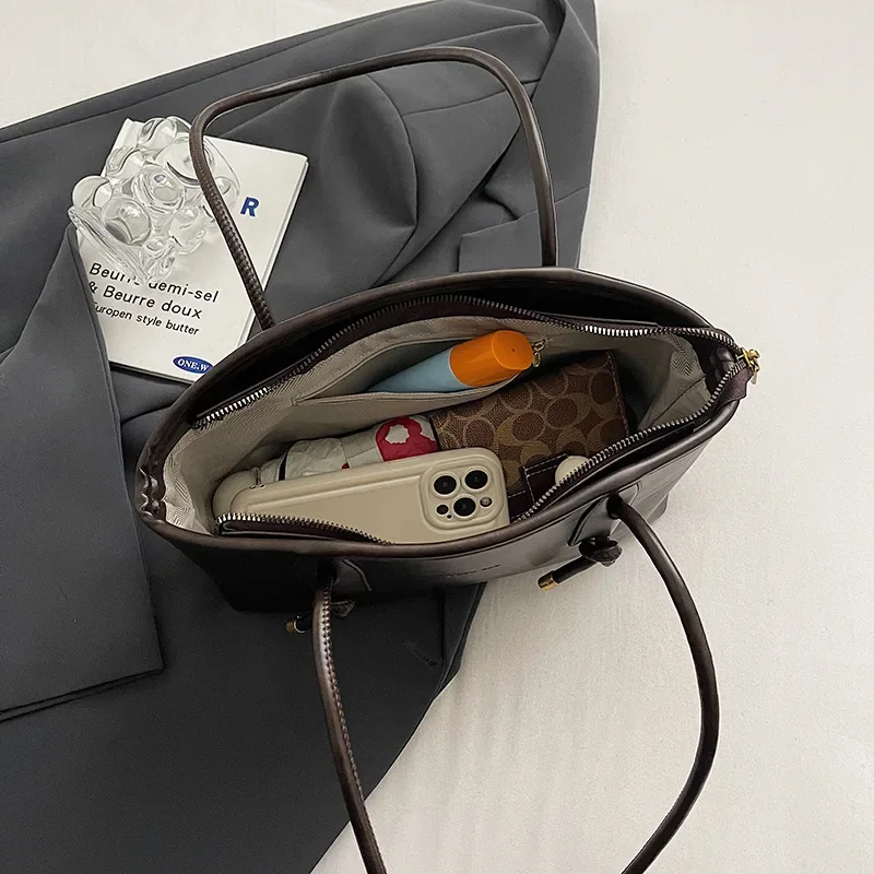 Fashion Retro Tote Bags Women's Underarm Bag 2026 New Trend Casual Handbag Solid All-match Shoulder Bag for Ladies Hobo Bags