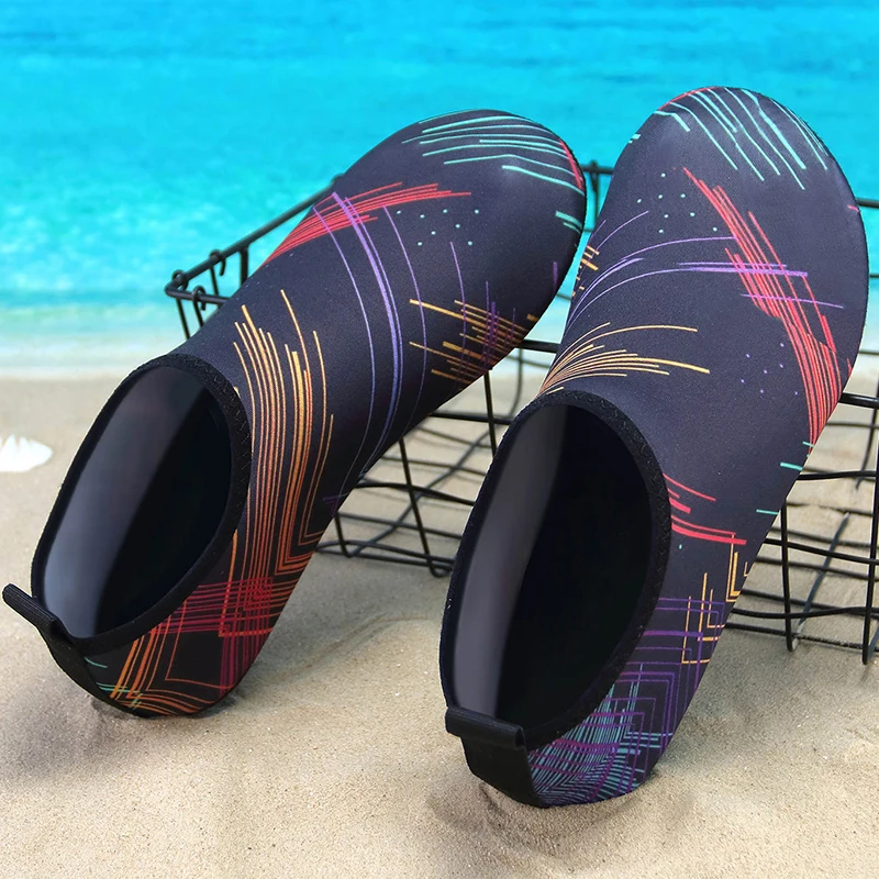 Summer Couple Aqua Shoes Lightweight Men Beach Shoes Outdoor Quick-drying Women's Water Anti-slip Barefoot Sneakers water shoes aqua shoes barefoot shoes
