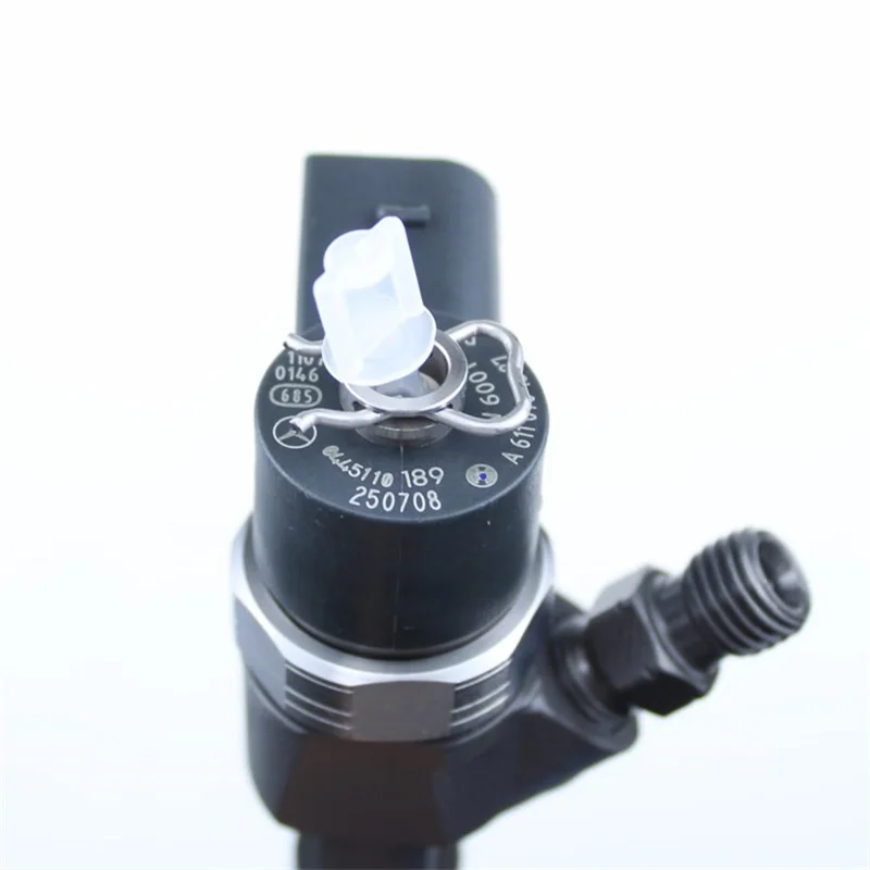 Common Rail Injector 0445110189 For Automotive Engine Parts Diesel Fue Injector 0445110190 A6110701487 A6110701687 05080300AA injector repair kits,fuel injector micro filter,fuel injection hose,fuel injector extender adaptor