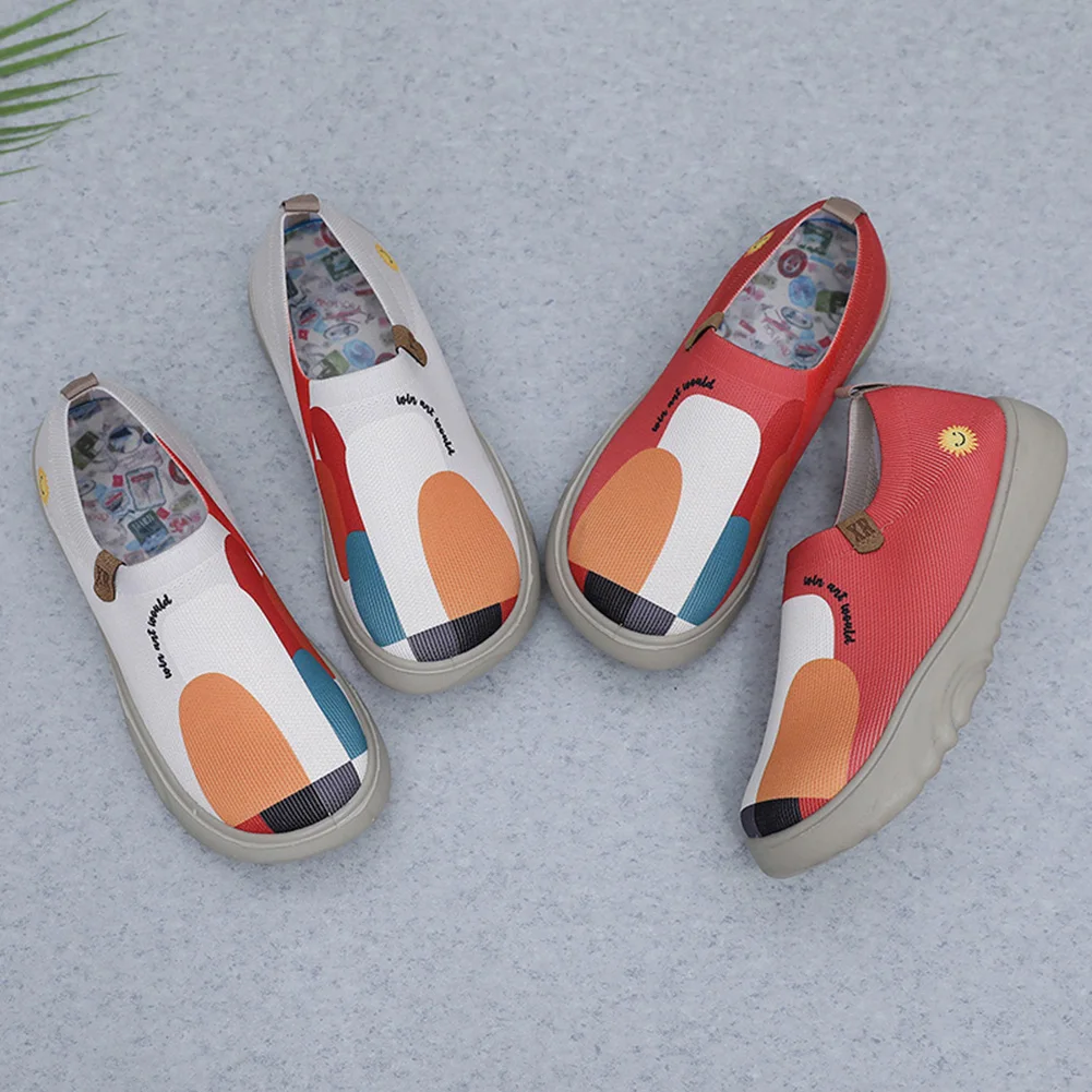 Women Painted Loafers Round Toe Floral Art Sneakers Breathable Casual Walking Shoes Soft Sole Mom's Flat Old Beijing Cloth Shoes 3