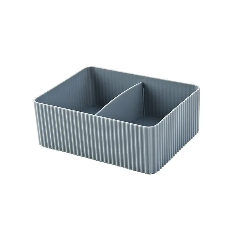 Gray M