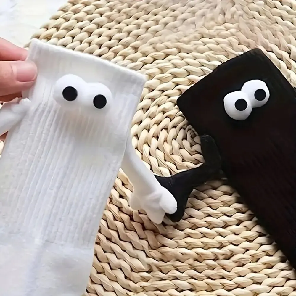 Sweat Absorbing Socks 2 Pairs Creative Sweat-absorbing Mid Tube Socks That Can Hold Hands Fashionable Lovers Friends Family 3D Cartoon Men Women Socks