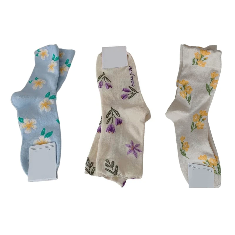 

Women Sweet Girls Socks for Fresh College Wind Small Floral Tube Hosier