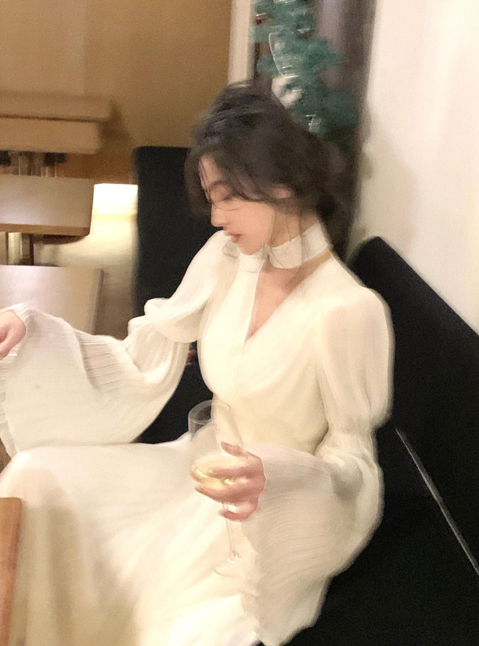 Autumn Solid Pleated Long Dresses for Women Halter V-neck Flare Sleeve Wedding Party Dress Korean Fashion One Piece Vestidos New