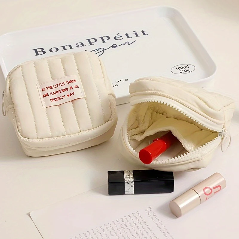 Mini Sanitary Napkin Storage Bag Multi-functional Portable Lipstick Key Coin Card Storage Bag Large-capacity Carry-on Clutch Bag 3