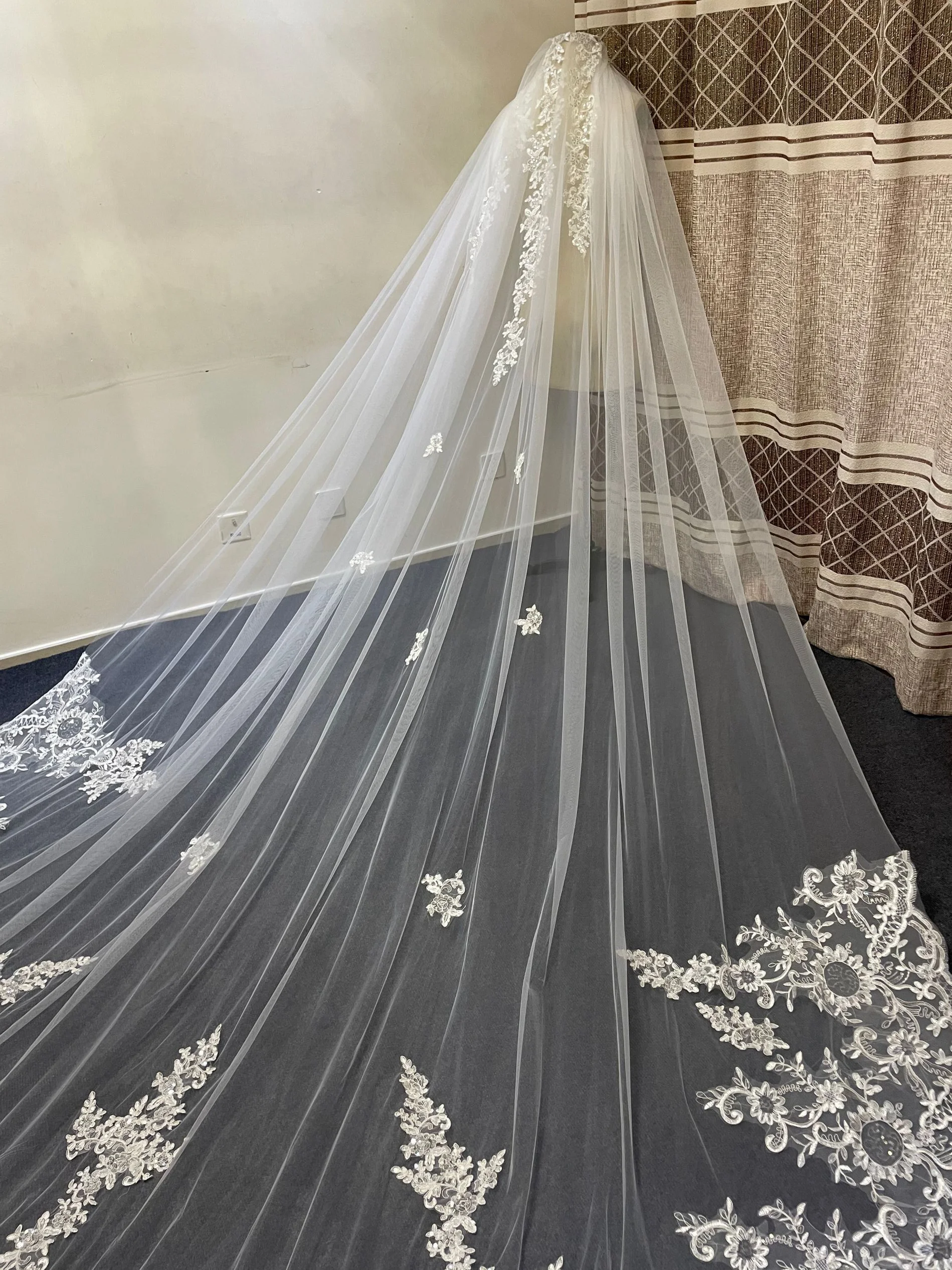 Kea Corded Lace Cathedral Bridal Veil — Hannah Kanani Bridal