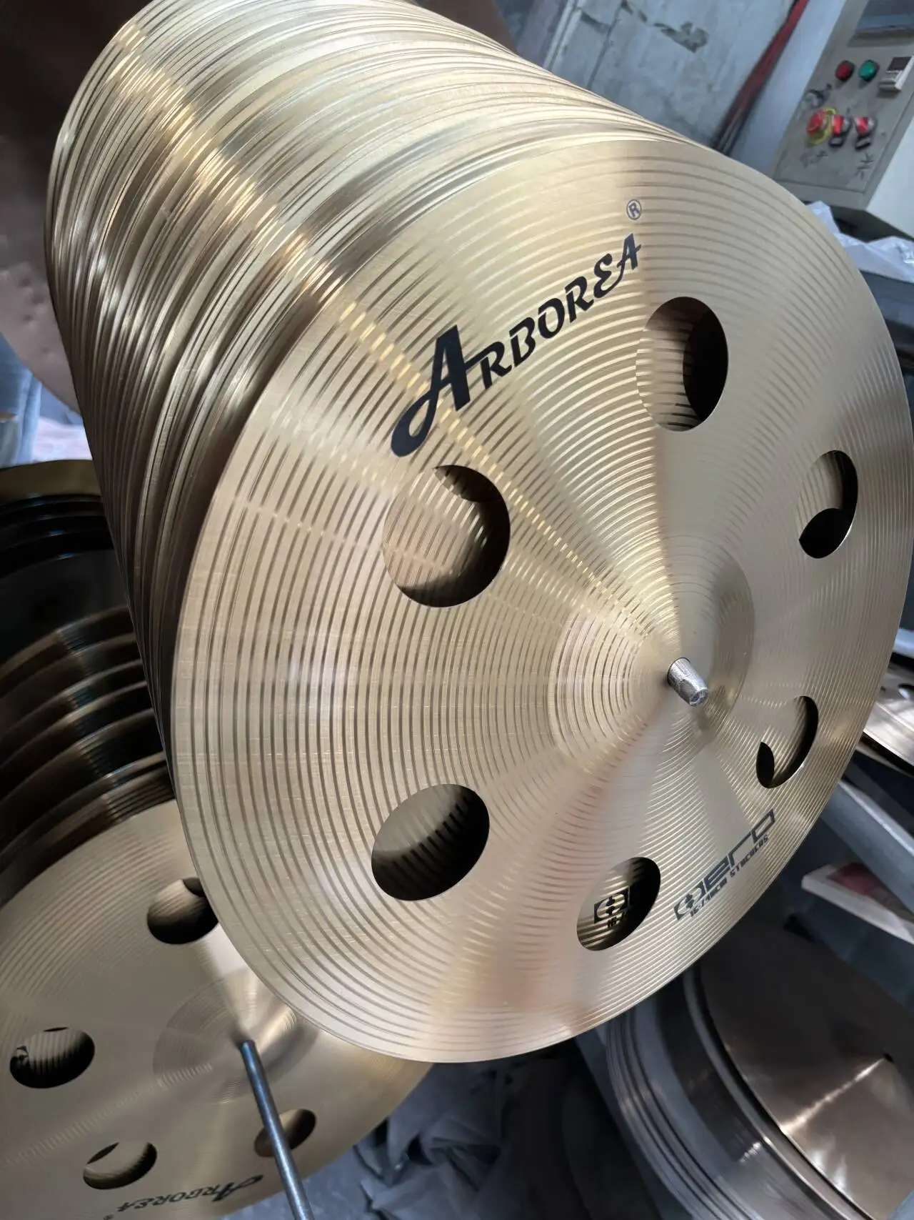 16 inch Ozone Cymbal Hero Series for Drum Percussion Musical Instrument Golden Color