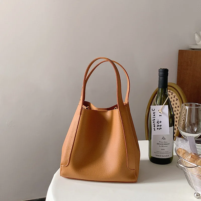 

Large Capacity Solid Color Bucket Bags For Women 2022 Winter Designer PU Leather Shoulder Crossbody Bag Handbags And Purses