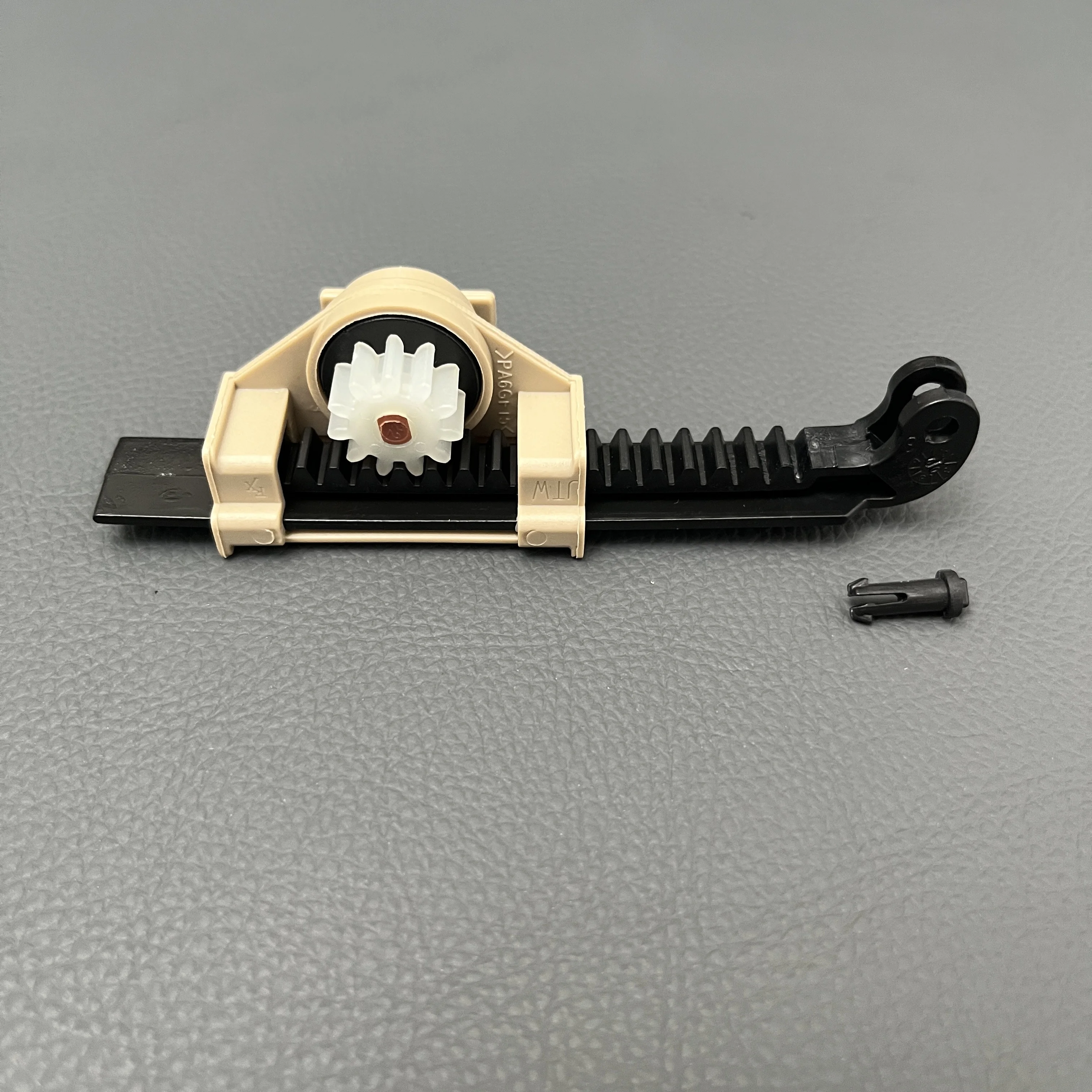 Right Glove Box Brake Element For VW Polo 9N3 Classic Sedan Vento 2002 2005 2006 2007 2010 6Q1858309 6Q1 858 309 Car Accessorie