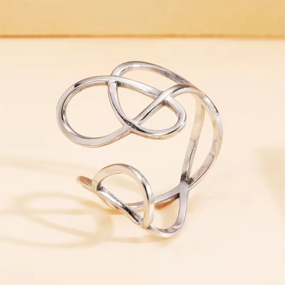 Geometric Hollow Out Stainless Steel Adjustable Ring for Women Elegant Personalized 18K Gold Plated Rings Jewelry Gifts