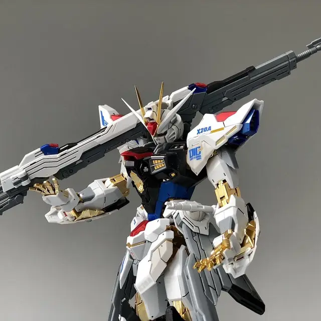 見逃し厳禁！おトクな Daban 8802 Model Assembly Freedom Strike Zgmf-X20A 1/100 Mg ロボット