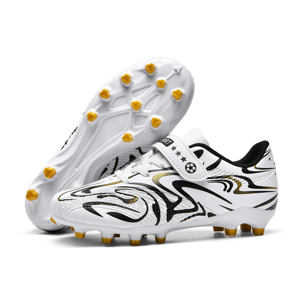 Chaussures de football junior 31-38 : Confortables et stylées pour entraînement indoor outdoor