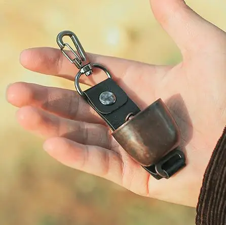 1pc Bear Bell Loud Hiking Bell For Hikers Anti-Lost Pet Bell Dog Bell With PU Leather Strap Noise Maker For Survival Hiking