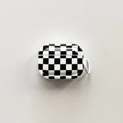 Elegant Black & White Checkerboard Plaid Protective Earphone Case - AirPods 4 (WHITE)