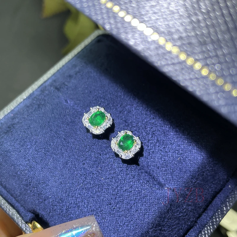 

100% Natural emerald Stud earrings Luxury Style 4*5 mm 925 Silver Colombian origin 0.5ct