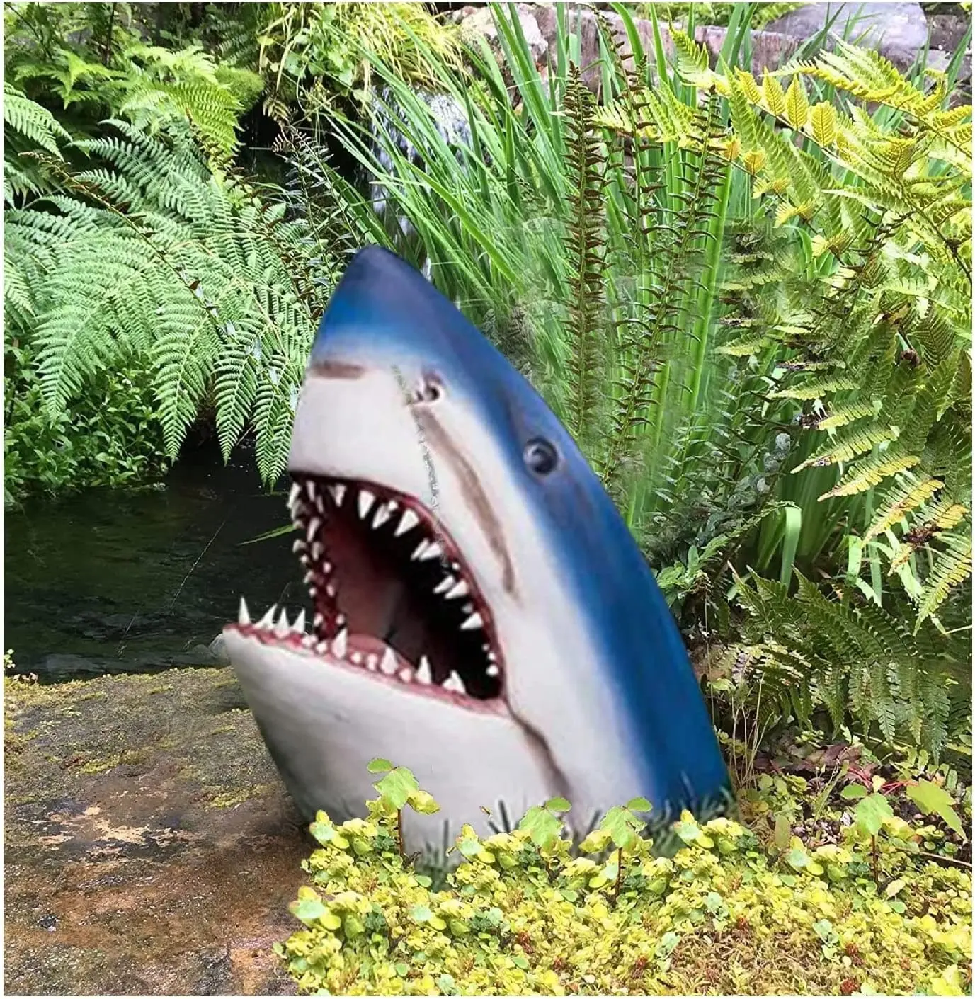 

Creative White Shark Garden Art Statue Resin Lifelike White Shark Head Crocodile Sculpture Wall Hanging Home Yard Garden Decor