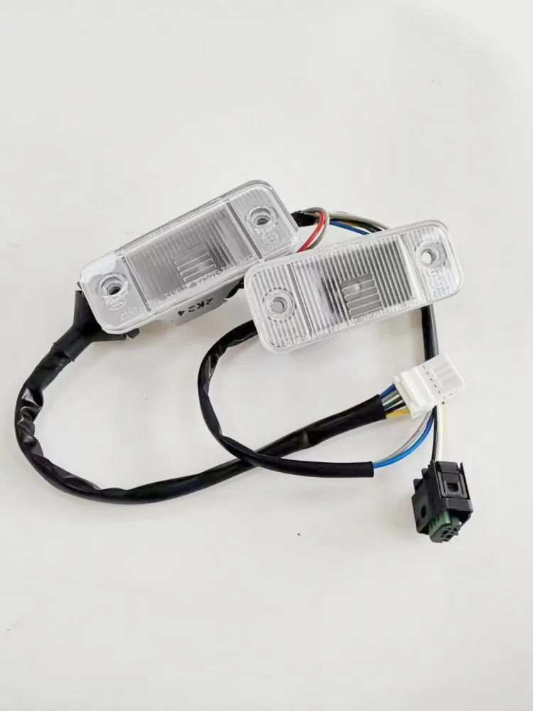 Trunk License Lamp Assy For Hyundai Santa Fe 2006-2012 925012B050 92501-2B050