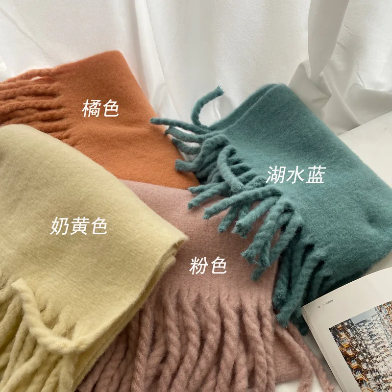 

2022 Fashion Cashmere Women Solid Cozy Scarf Winter Pashmina Shawls Cashmere Thick Wraps Lady Tassel Warm Scarves Rainbow Scarfs