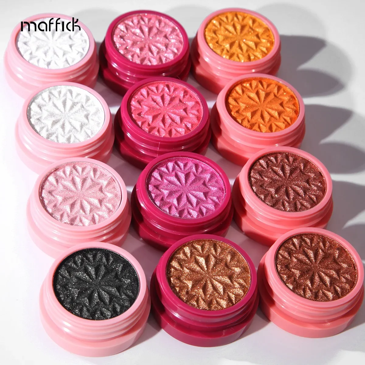 Description Picture 6 of itemMashed Potato Eyesahdow Palette Diamond Shiny Glitter Body Face Highlighter Pigments Powder Pearl Brighten Silkworm Eyes Makeup