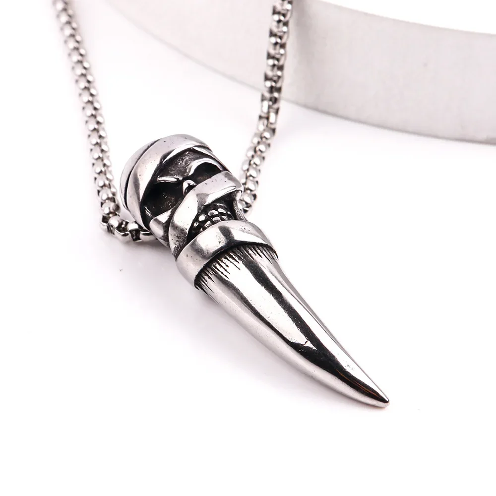 Retro Personalized Skull Wolf Tooth Trend Hip-hop Stainless Steel Pendant Men's Necklace Chain