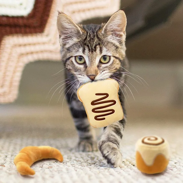 Bread-Themed Catnip Chew & Kick Toys 5