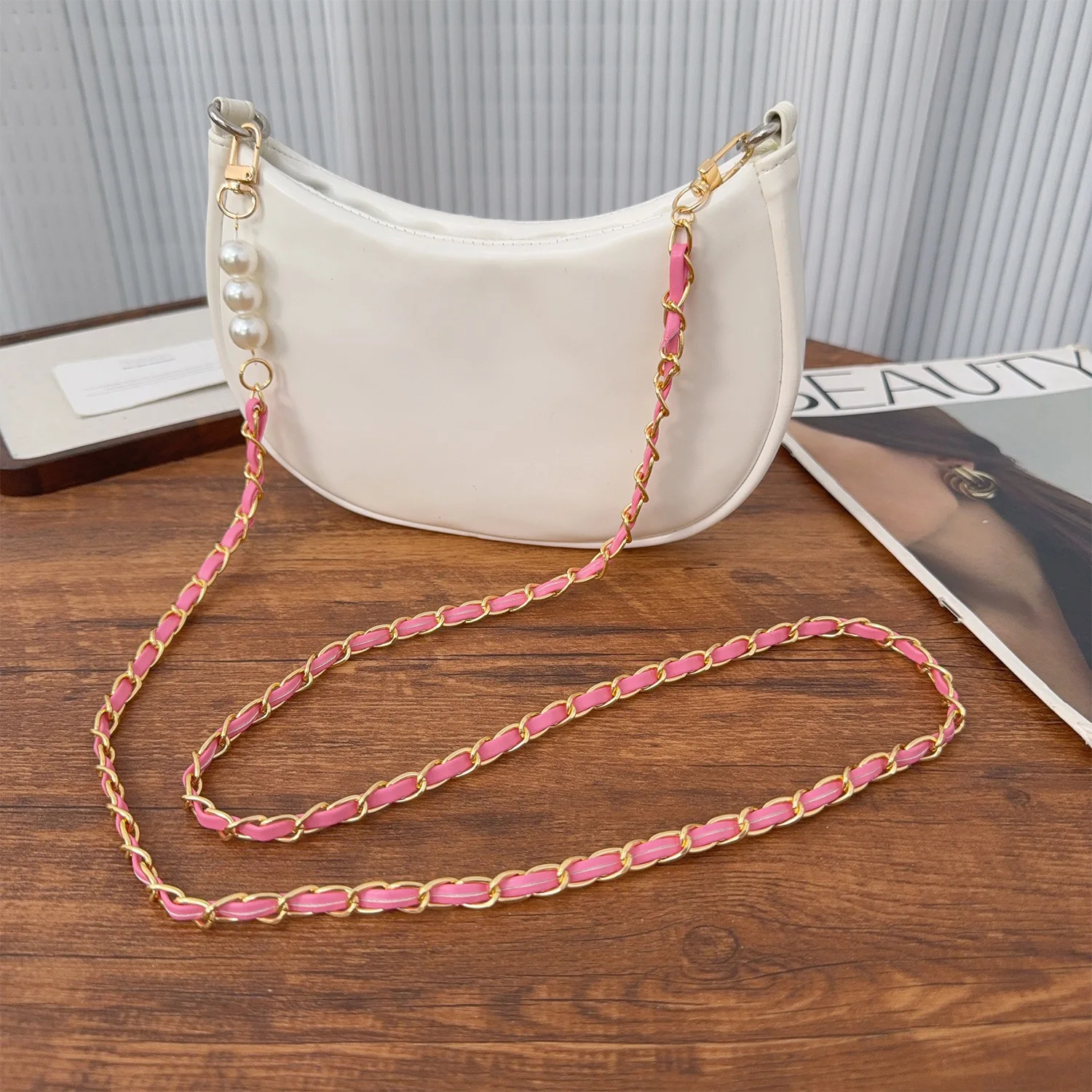 Universal Lanyard Long Crossbody Pearl Pickup Chain Phone Lanyard Women's Long Neck Shoulder Strap Anti Loss Lanyards for Bag