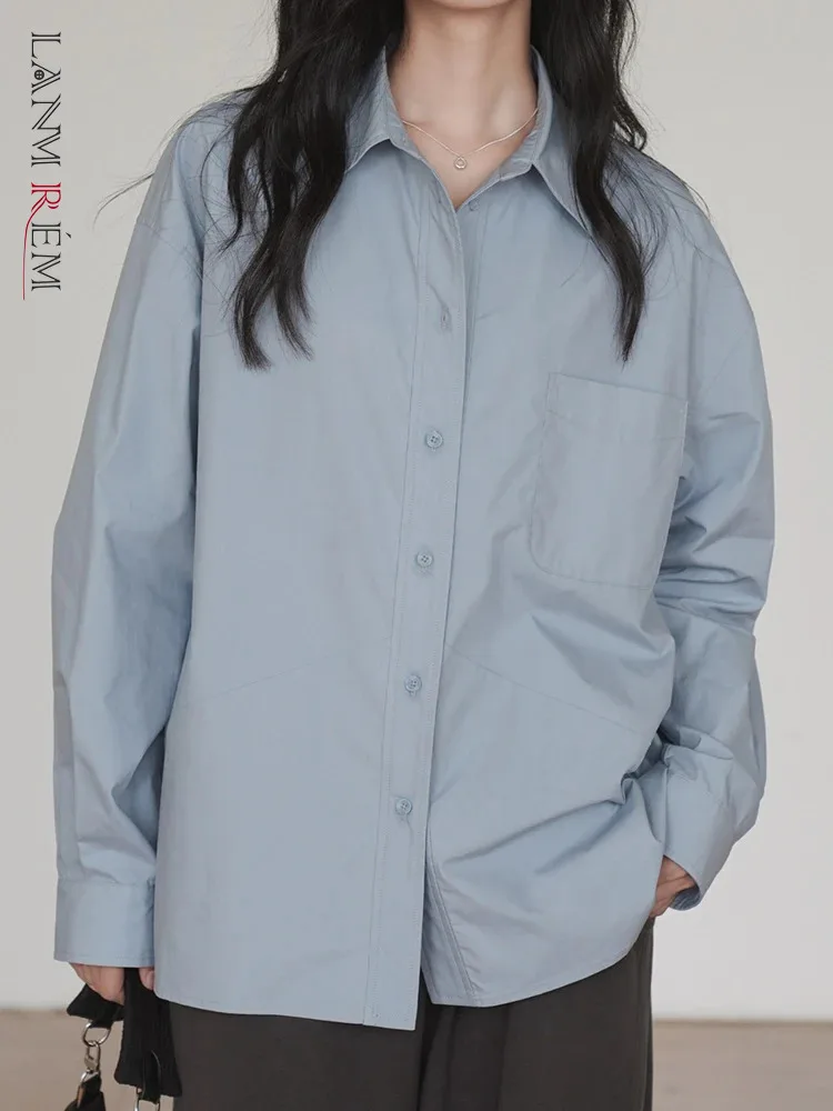 

[LANMREM] Casual Loose Office Lady Shirts For Women 2024 Spring New Lapel Single Breasted Simplicity Blouses Female 26D7829