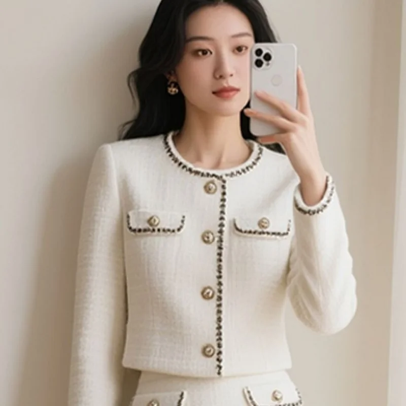 BESTBAFU بدلة تويد بيضاء للنساء سترة جيب مرقعة + تنورة ميدي بخصر مرن للخريف OL طقم أنيق للحفلات مكون من قطعتين 866P