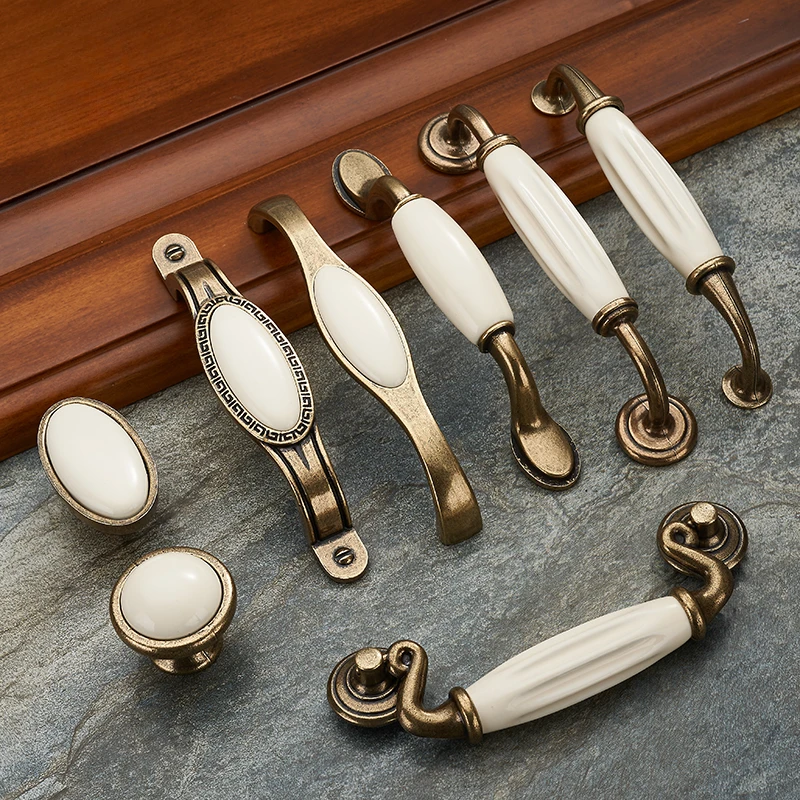 

5 piece Antique Bronze Ceramic White Cabinet Handles Zinc Alloy Drawer knobs Wardrobe Door Handles European Furniture Handle