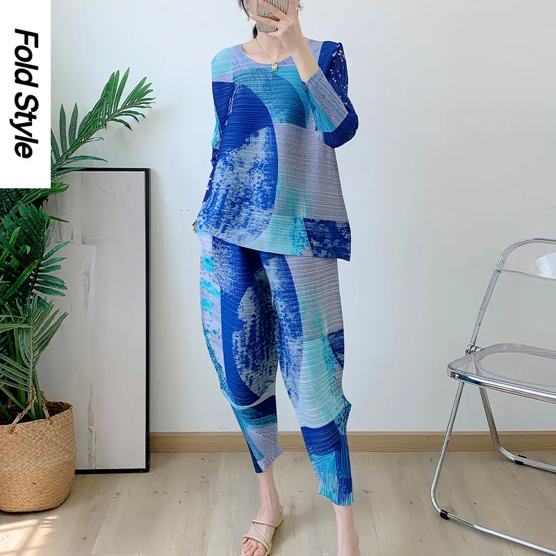

Pleated Print Two Piece Set 2024 Spring and Autumn New Round Neck T-shirt+Casual Crop Pants Set Women's Fashionable Style