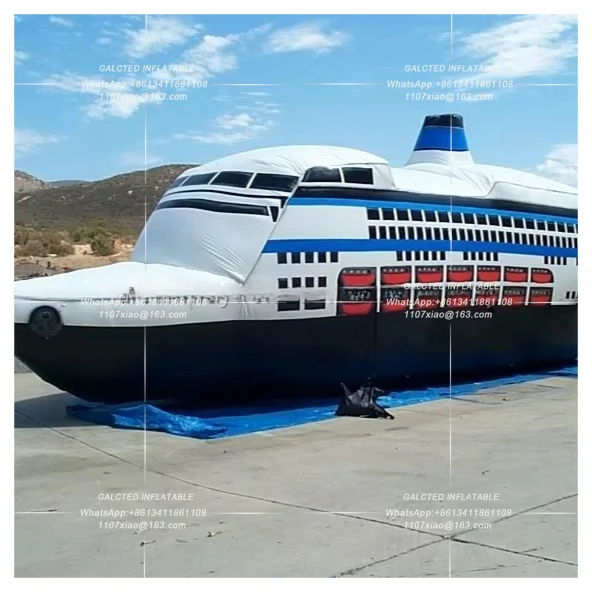 送風機付き巨大インフレータブルクルーズ船型屋外広告ディスプレイ（カーニバルやイベントの宣伝用）