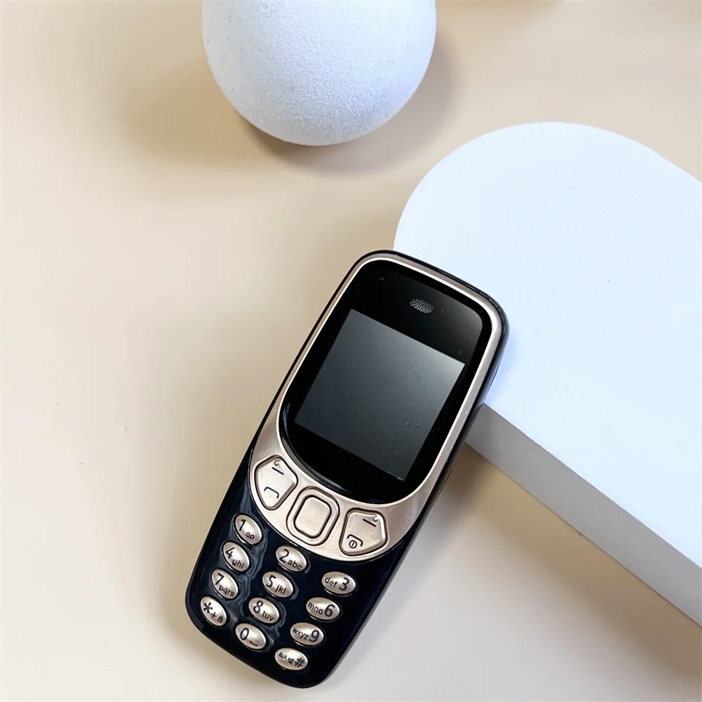 New Q3308 Pro 3 SIM Card 3 Standby Mini Small Mobile Phone Dial Magic Voice Fm Radio Celulares Wireless Call Recording Cellpone mobile phones