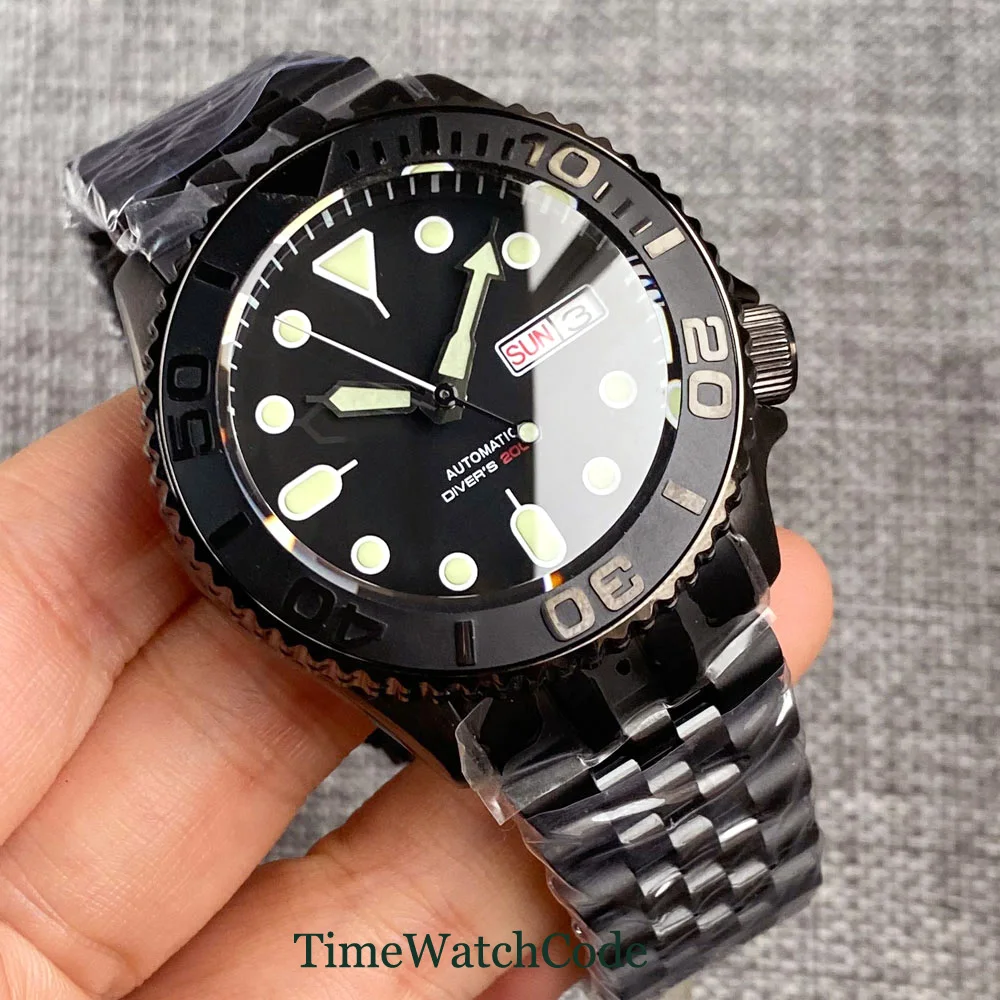 

Tandorio Automatic Diver Watch for Men Black PVD Case 41mm 20ATM Date Day NH36 Movement 200m Waterproof 316L Steel Bracelet