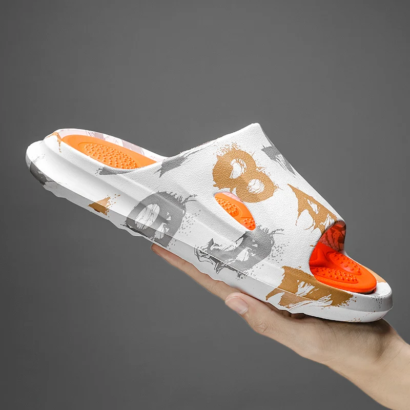 

Summer Men Slippers Outdoor New Home Slippers Indoor Designer High Quality Non-Slip Soft Thick Bottom Sliders Women Beach