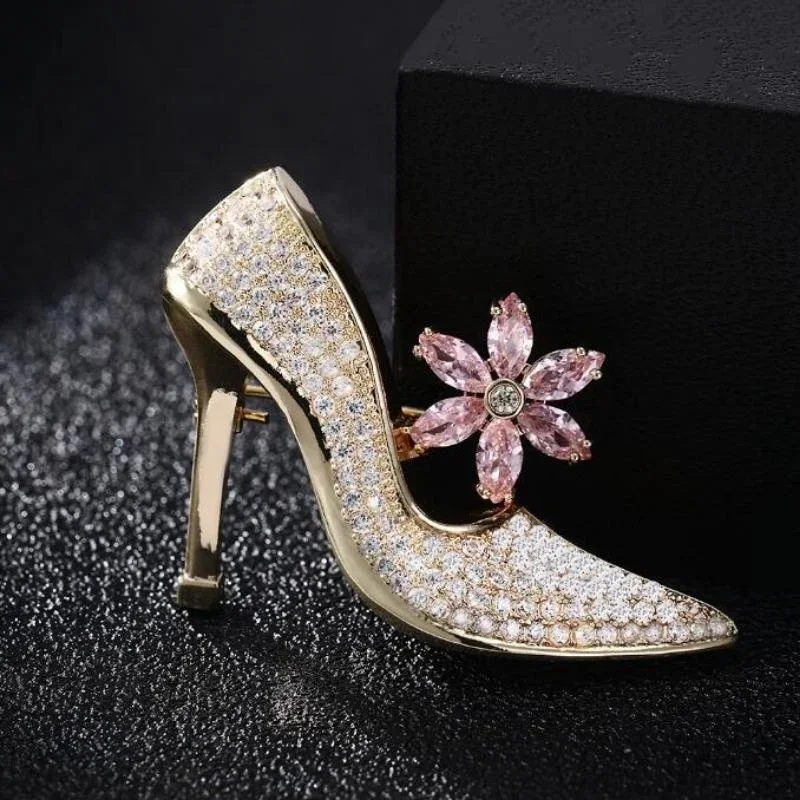 

Sweet Crystal Diamond High Heels Brooch Pin Cardigan Accessories
