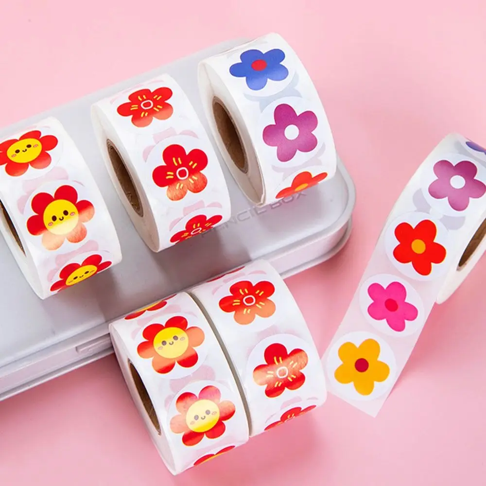 

500pcs/roll Cute Little Red Flower Sticker Teacher Praise Envelope Decoration Sticker Face Stickers Creative Masking Tape