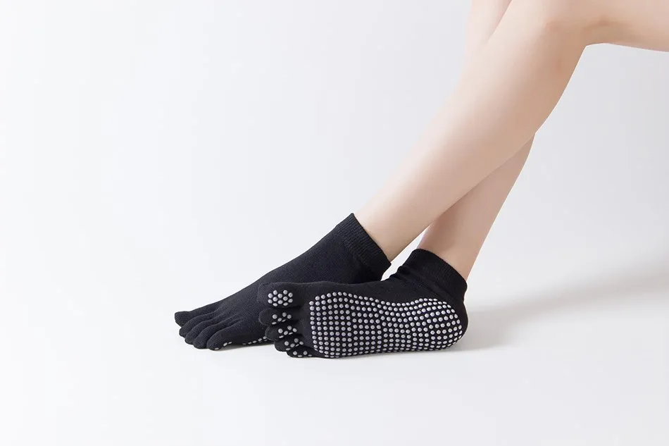 WOSWEIR 1 Pair Women Sports Yoga Socks Five Finger Slipper Anti Slip Lady Pilates Ballet Heel Professional Dance Protector 16 Sd6b05e0ba16249c48bbfc31ddf0e9d8dl