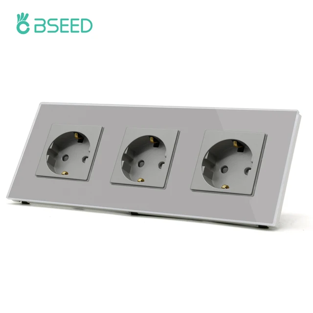 Triple socket